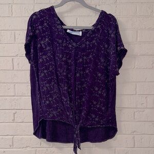 big water blue sky Purple Boho Floral Women's Top. S.